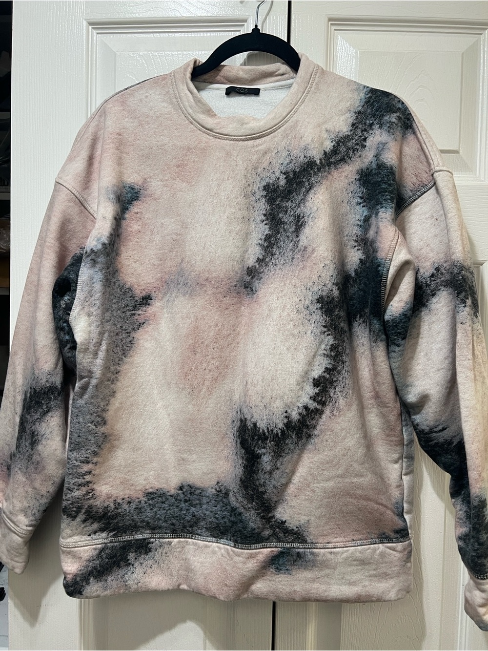 COS unisex Tie-Dye Pullover Sweatshirt - soft pink/beige & Black